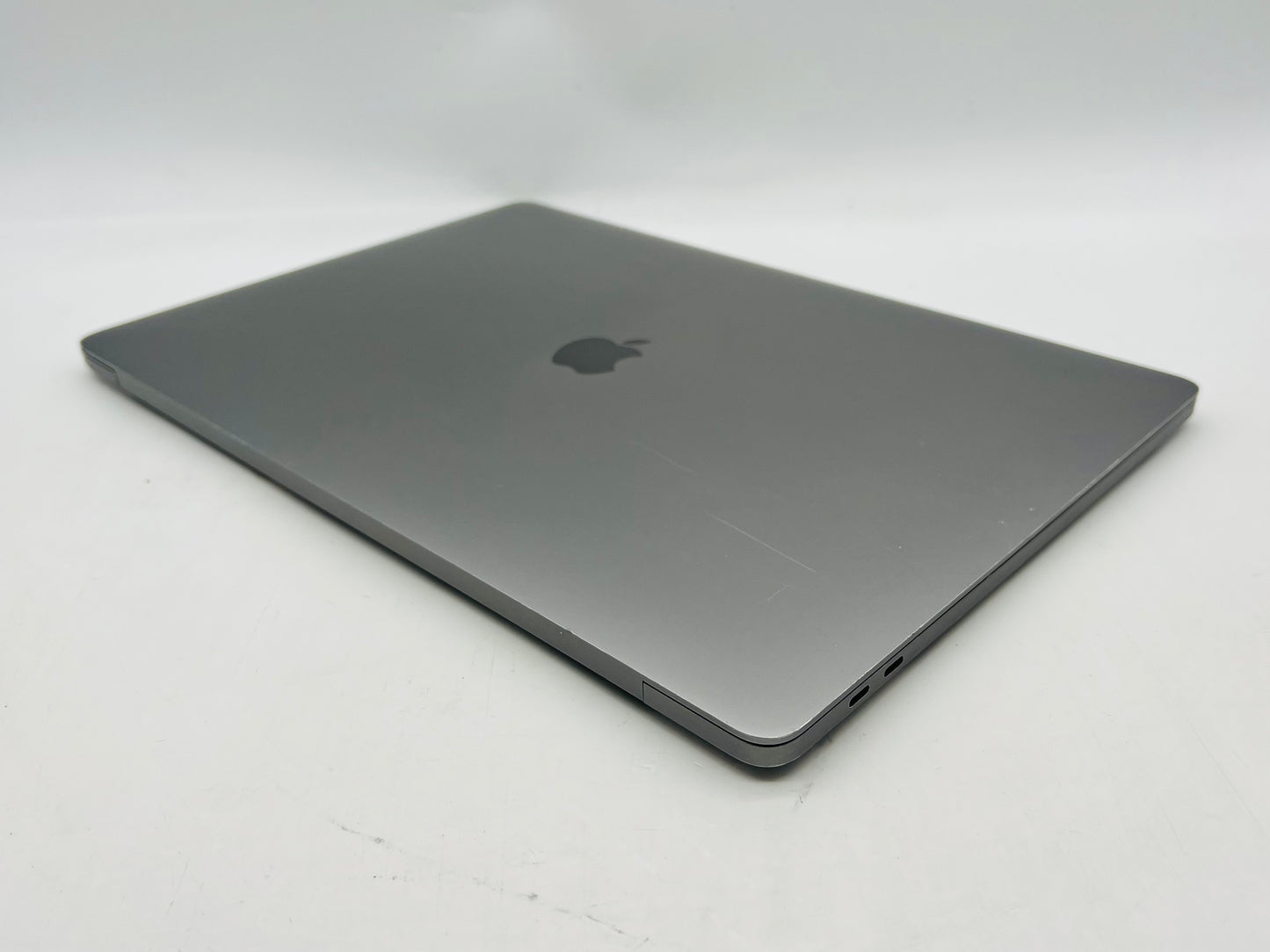 Apple 2019 MacBook Pro 16 in TB 2.3GHz i9 16GB RAM 1TB SSD RP5500M 4GB - Good