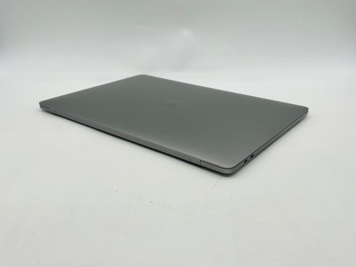 Apple 2019 Macbook Pro 15in 2.3GHz i9 32GB RAM 512GB SSD RP560X - Very Good