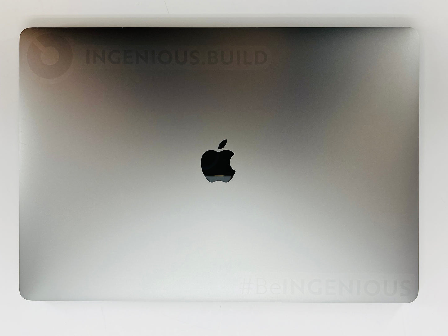 Apple 2019 MacBook Pro 16 in 2.3GHz i9 32GB RAM 1TB SSD RP5500M 8GB - Very Good