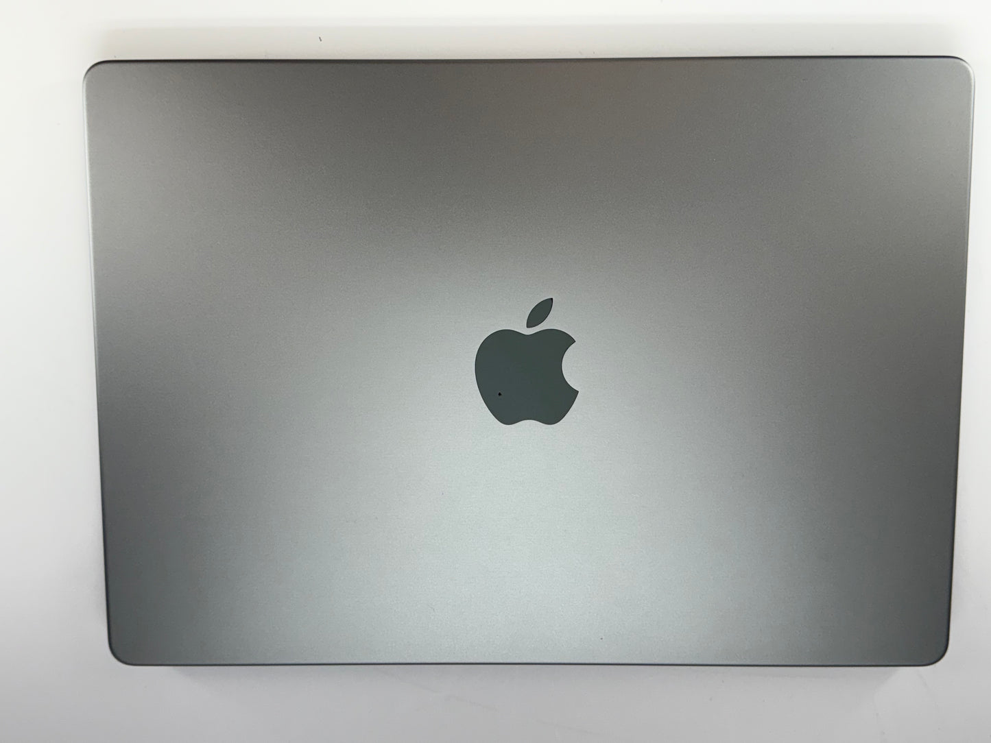 Apple 2021 MacBook Pro 14" M1 Max (32-Core GPU) 64GB RAM 4TB SSD AC+ Excellent