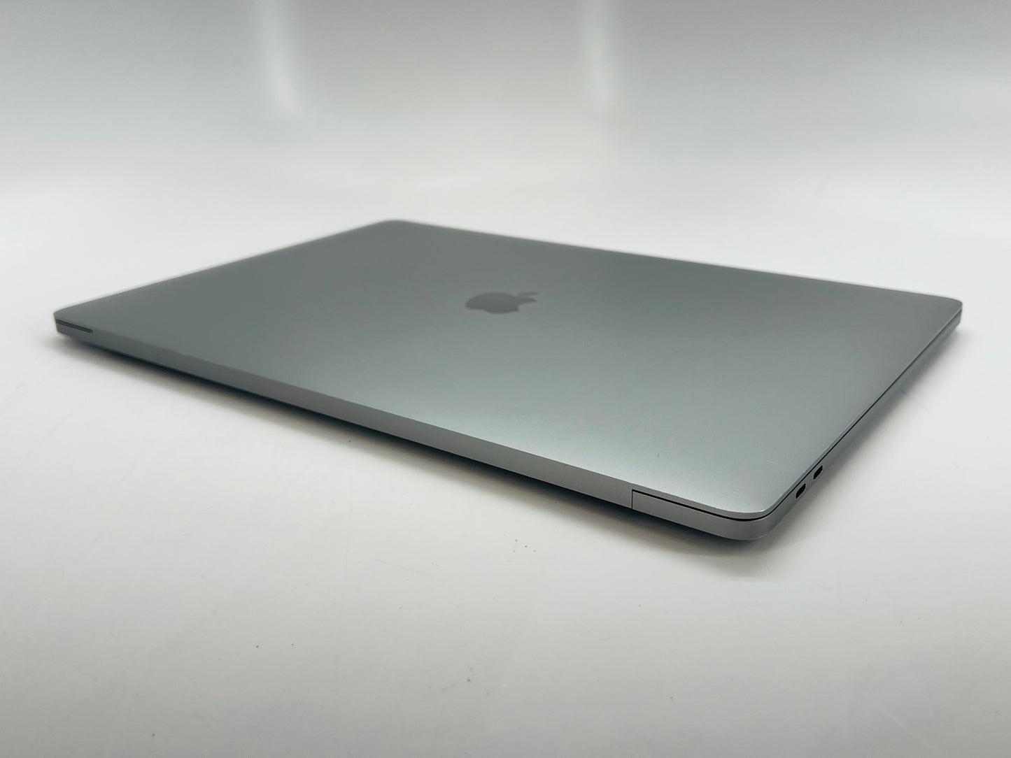 Apple 2019 MacBook Pro 16" 2.3GHz i9 64GB RAM 2TB SSD RP5500M 4GB - Very good