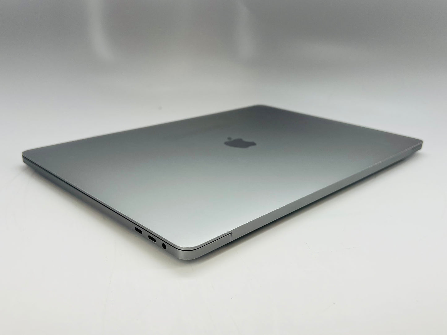 Apple 2019 MacBook Pro 16 in 2.3GHz i9 16GB RAM 1TB SSD RP5500M 4GB - Good