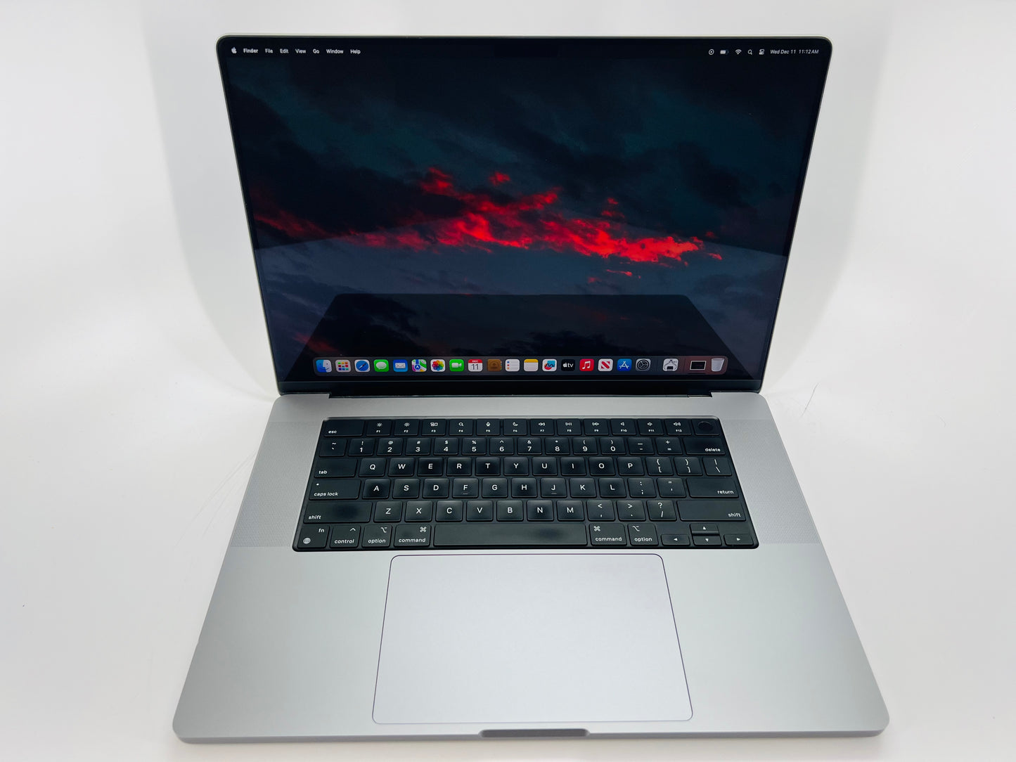 Apple 2021 MacBook Pro 16" M1 Max (24-Core GPU) 64GB RAM 1TB SSD - Very good