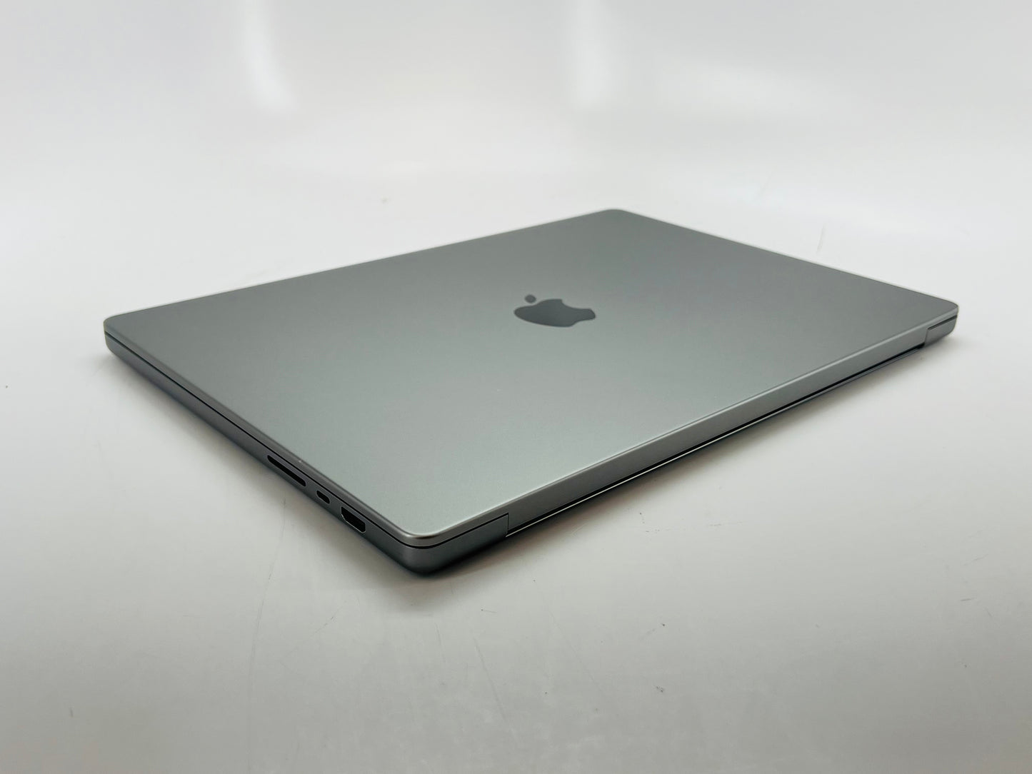 Apple 2021 MacBook Pro 16" M1 Max (24-Core GPU) 32GB RAM 1TB SSD - Very good