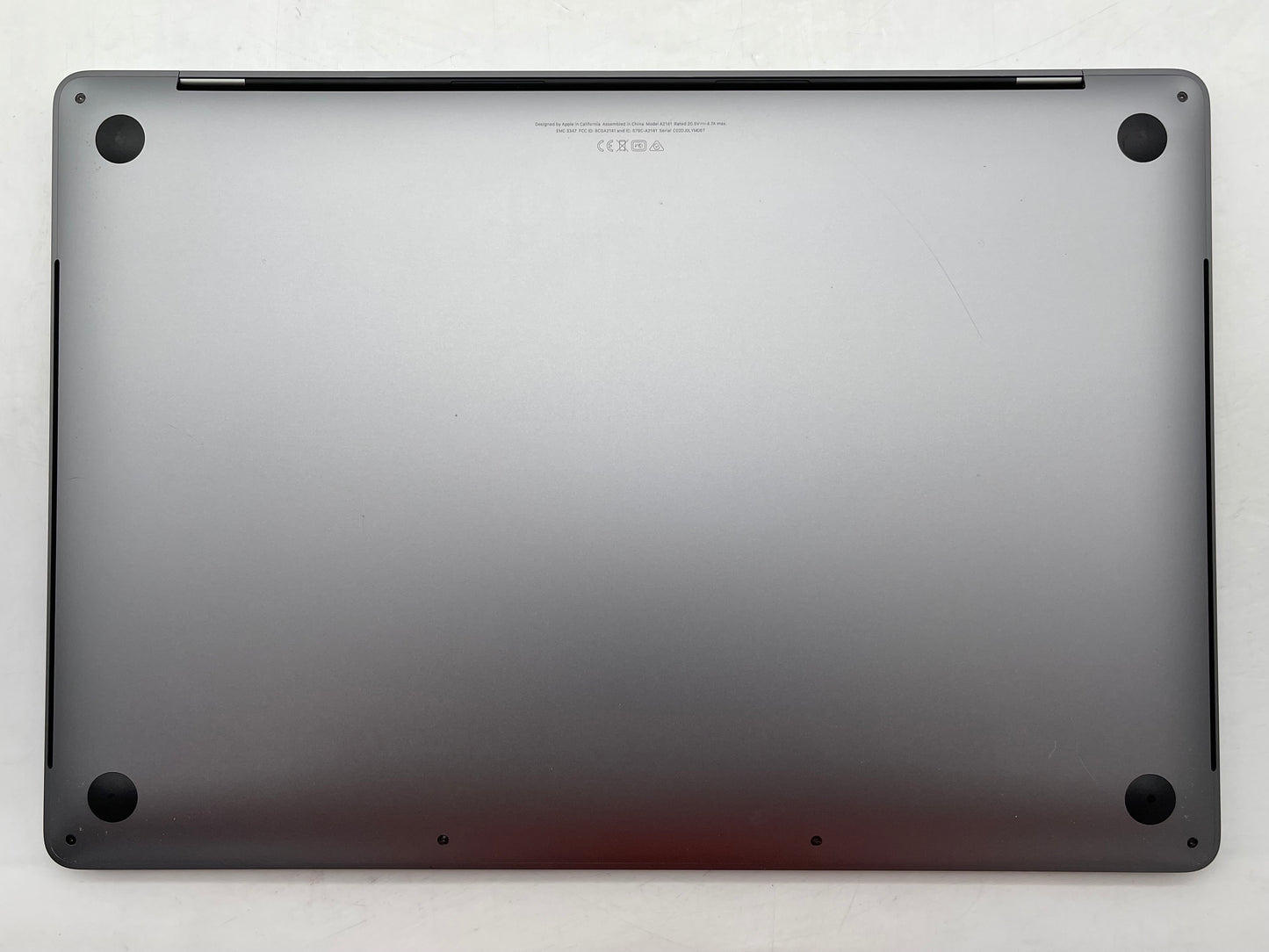 Apple 2019 MacBook Pro 16 in 2.3GHz i9 32GB RAM 4TB SSD RP5500M 4GB - Excellent