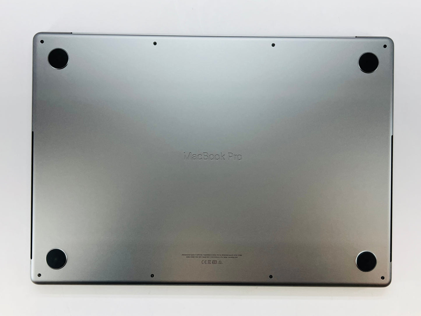 Apple 2021 MacBook Pro 16" M1 Max (32-Core GPU) 64GB RAM 1TB SSD AC+ - Very good