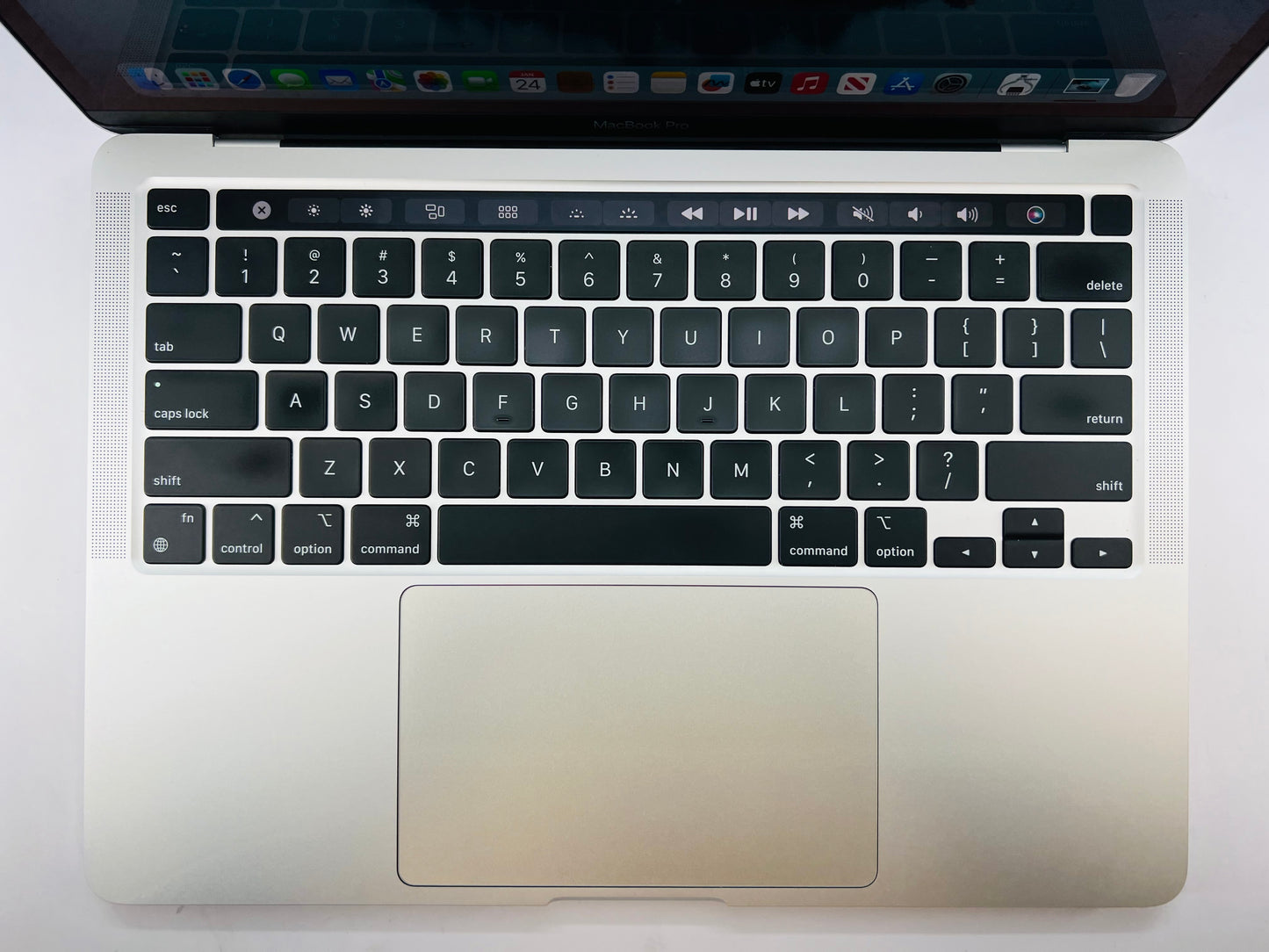Apple 2020 MacBook pro 13" M1 (8-Core GPU) 16GB RAM 512GB SSD - Very Good
