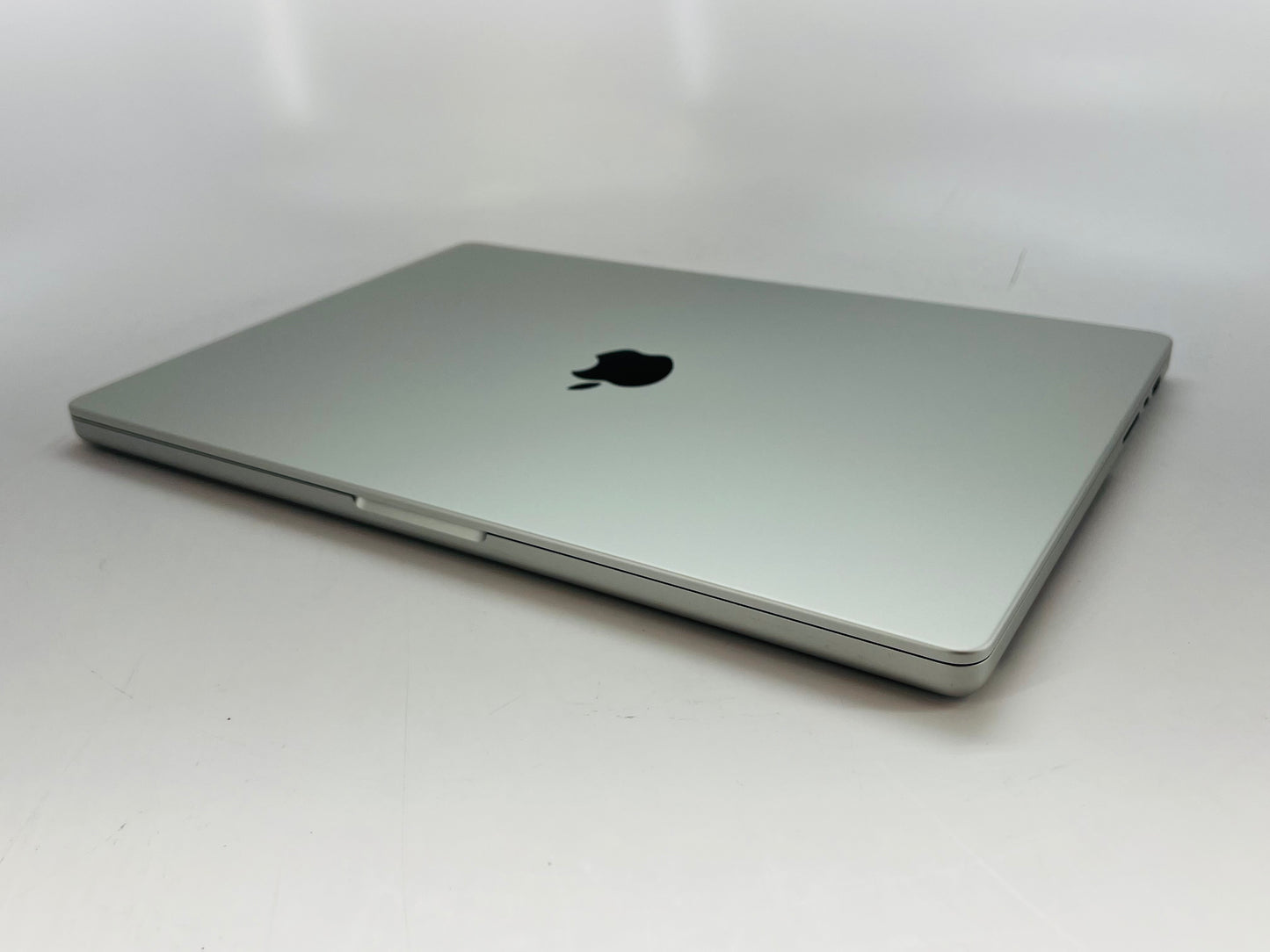 Apple 2021 MacBook Pro 16" M1 Max (32-Core GPU) 64GB RAM 4TB SSD AC+ - Very good