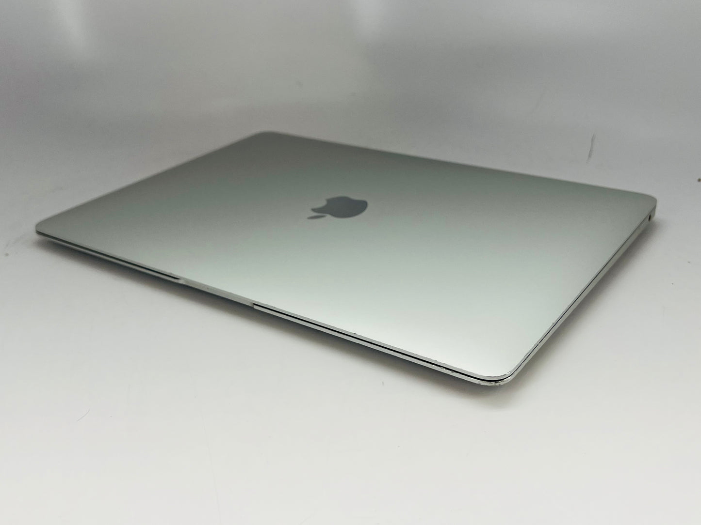 Apple 2020 MacBook Air M1 3.2GHz (7-Core GPU) 8GB RAM 256GB SSD - Good