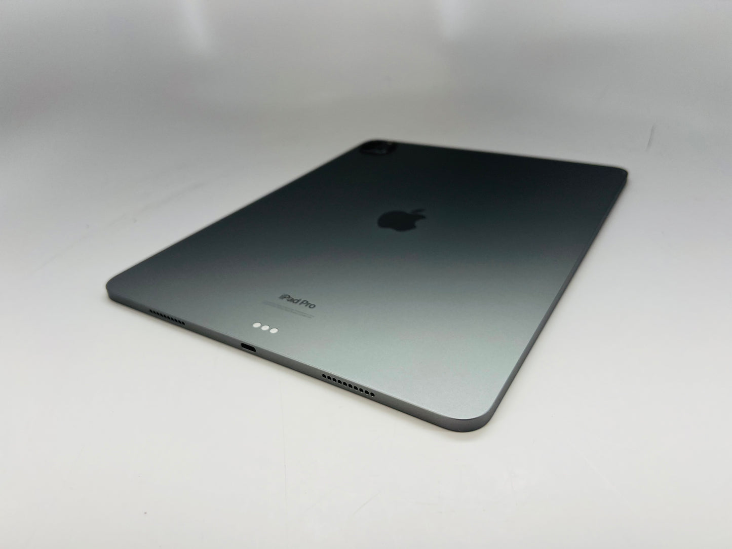 Apple 2022 iPad Pro (6th-generation) M2 (12.9-inch) 256GB Wifi A2764 - Excellent