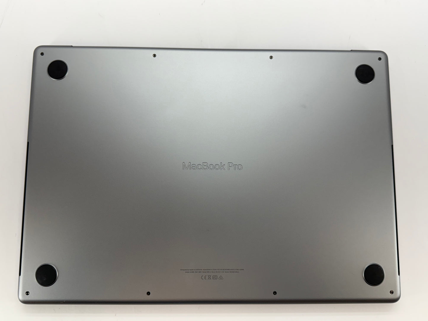 Apple 2021 MacBook Pro 16" M1 Max (32-Core GPU) 32GB RAM 2TB SSD- Very good