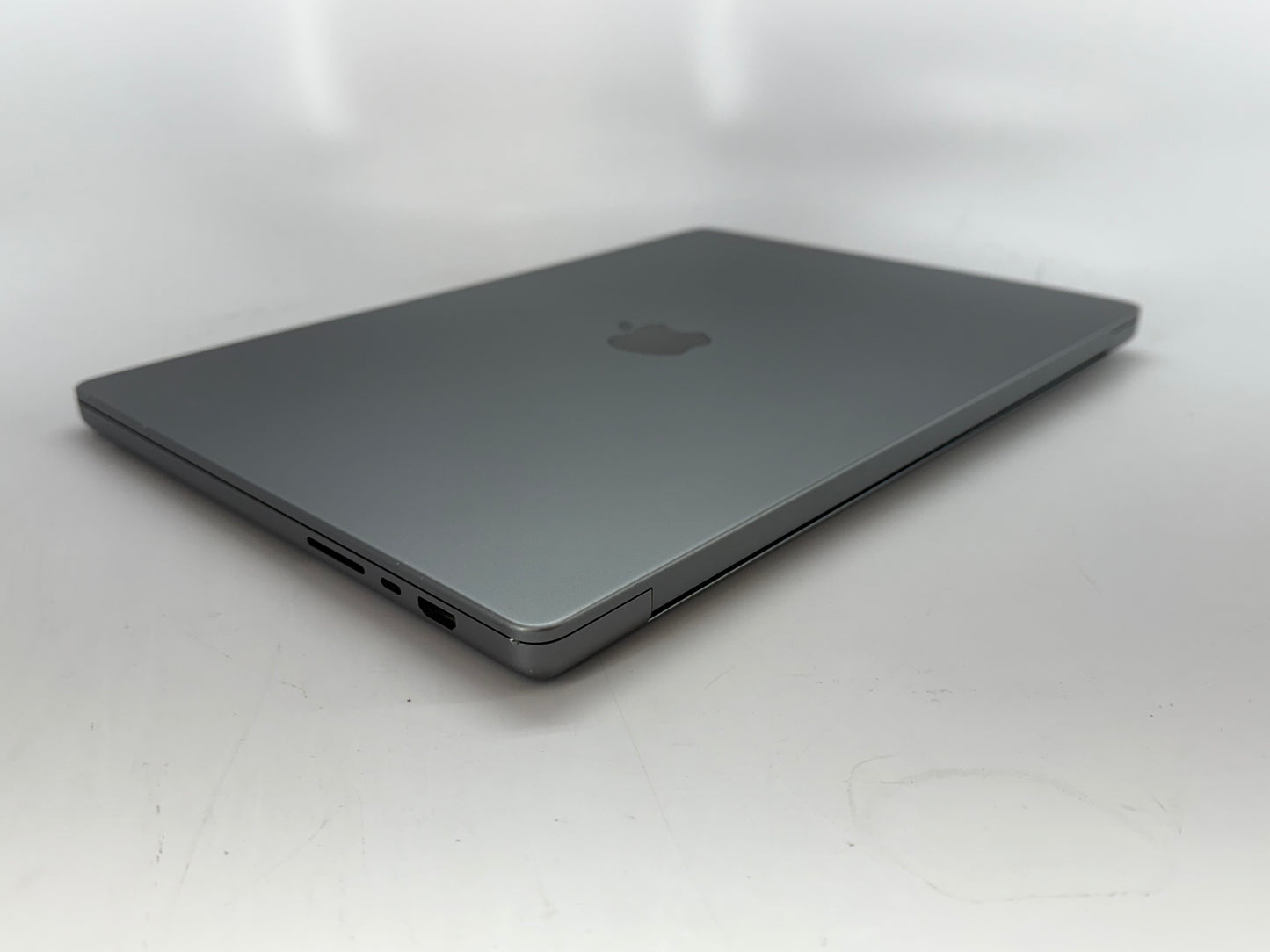 Apple 2021 MacBook Pro 16 in M1 Pro (16-Core GPU) 16GB RAM 1TB SSD - Good