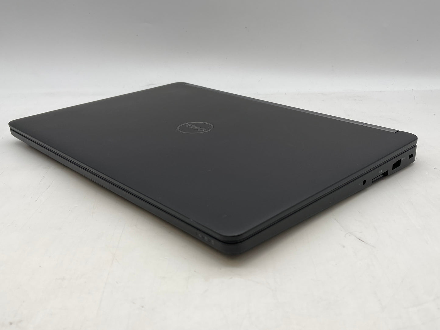 Dell 14" Latitude E5470 2.7GHz i7-6820HQ 8GB RAM 256GB SSD W10 Pro - Grade A