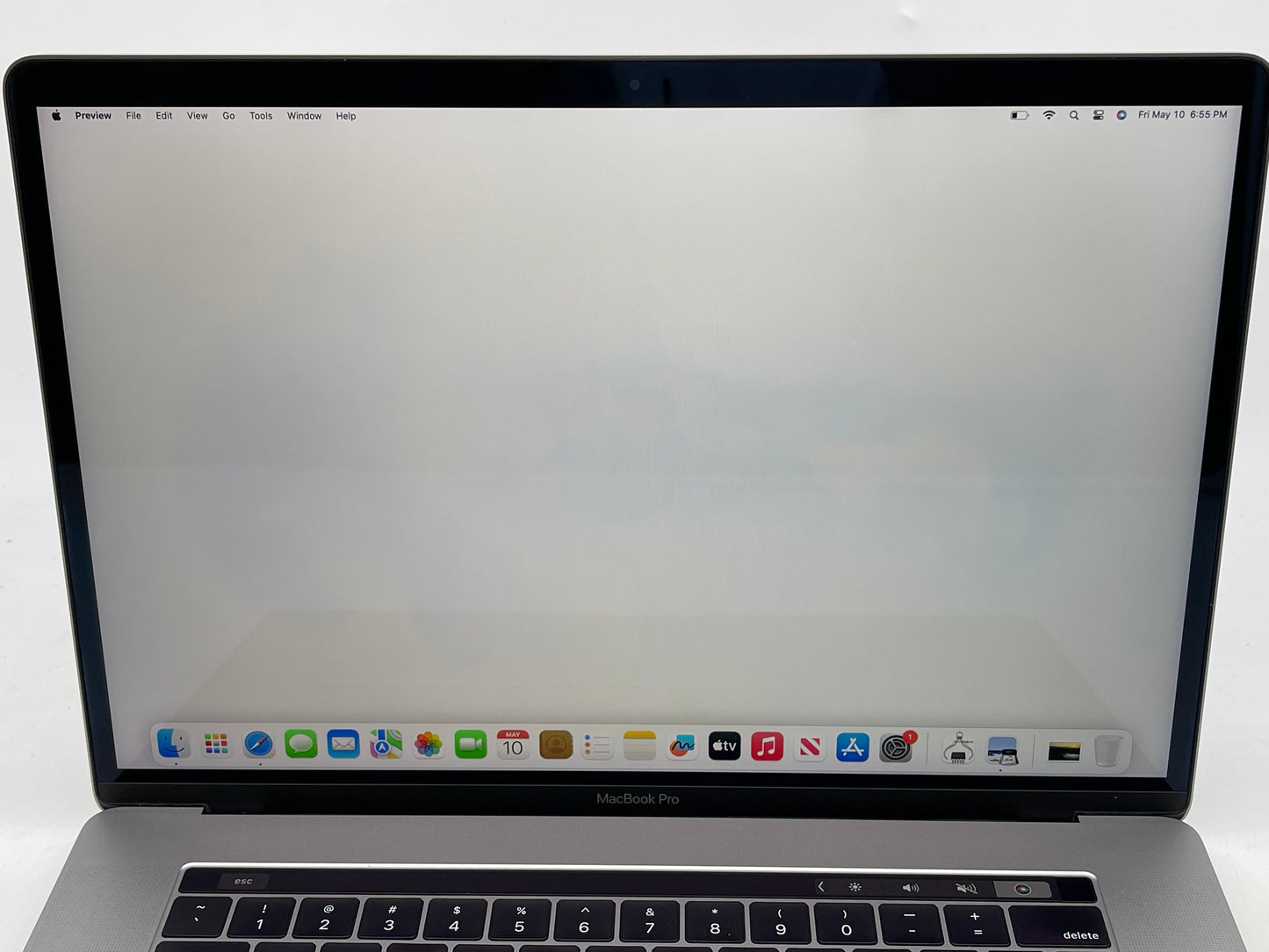 Apple 2018 MacBook Pro 15" TB 2.2GHz i7 16GB RAM 512GB SSD RP555X 4GB