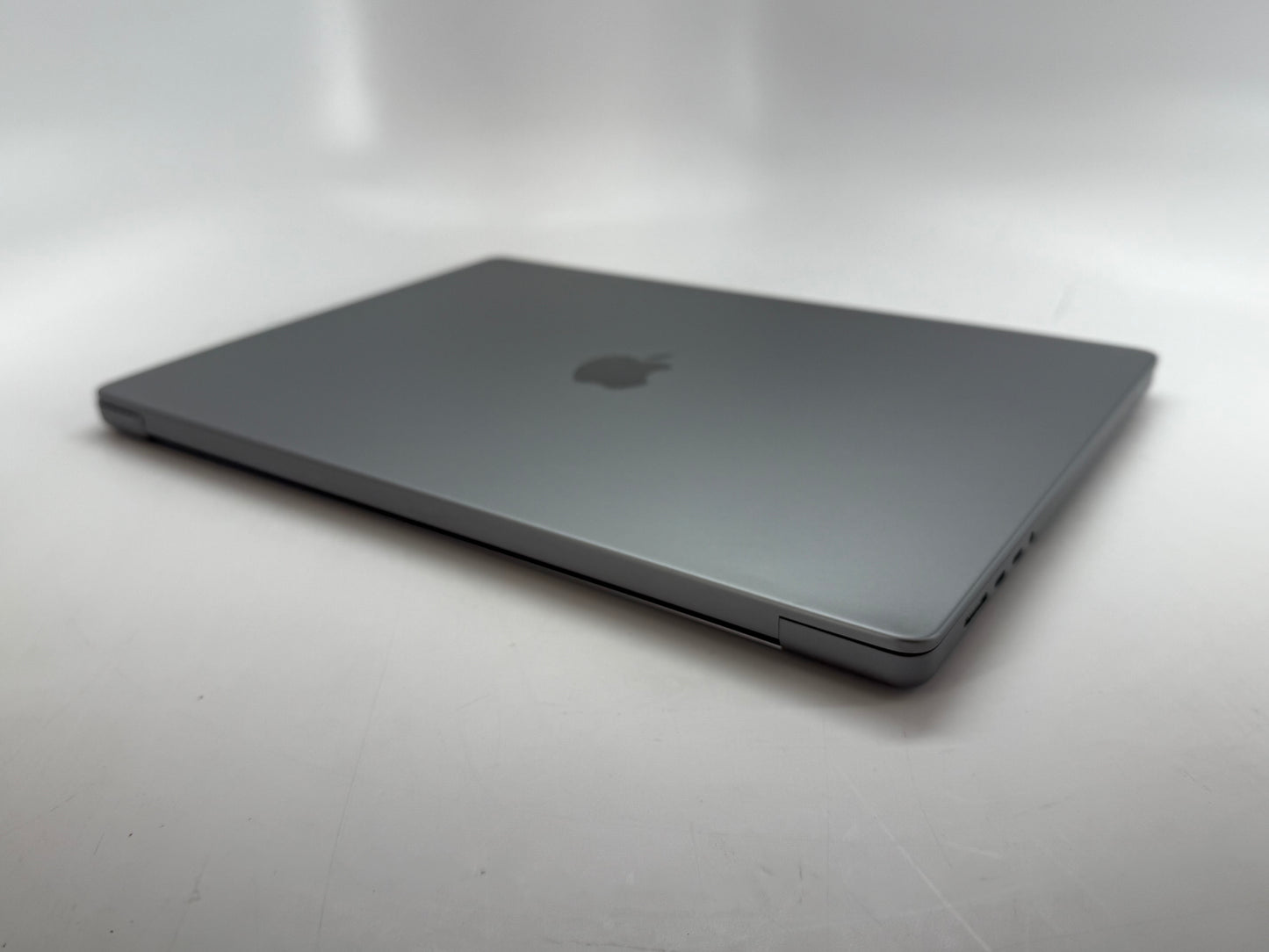 Apple 2023 MacBook Pro 16" M2 Pro (19-Core GPU) 16GB RAM 512 SSD AC+ - good