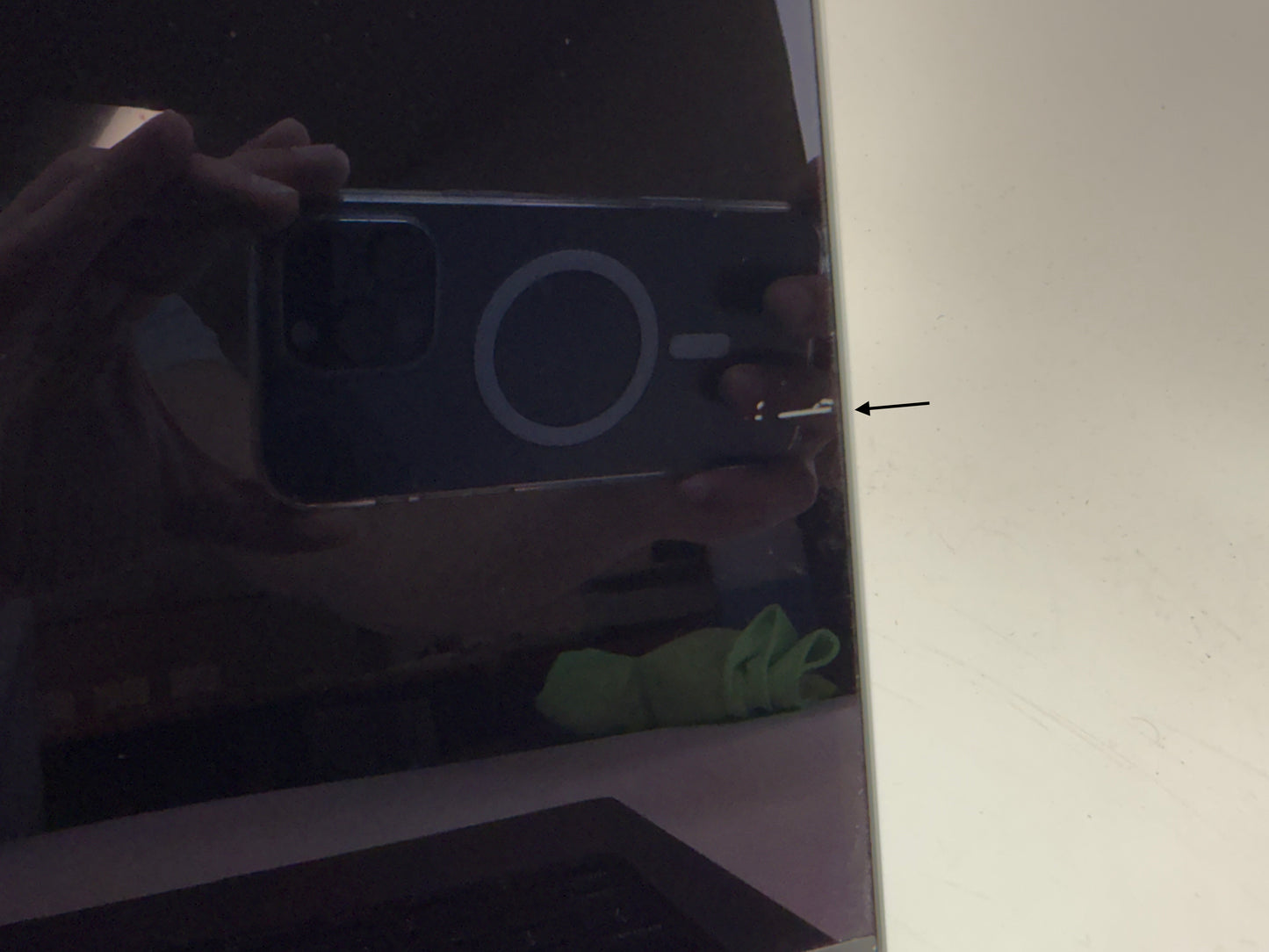 Apple 2021 MacBook Pro 14" M1 Max (32-Core GPU) 32GB RAM 2TB SSD - Good