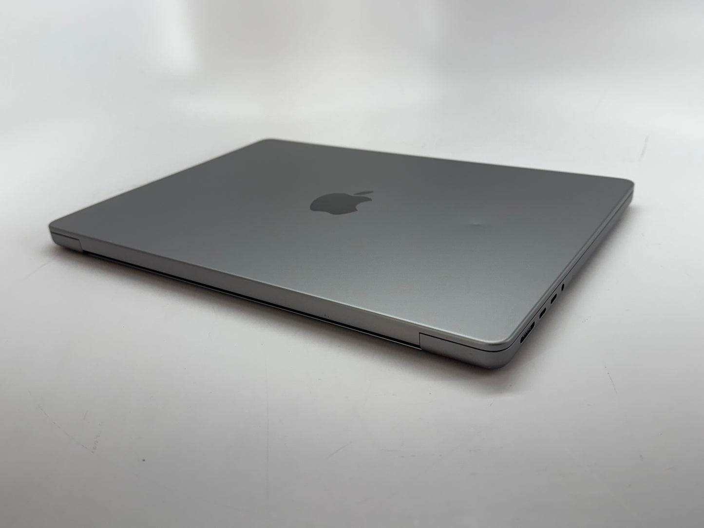 Apple 2021 MacBook Pro 14" M1 Max (32-Core GPU) 32GB RAM 2TB SSD - Good