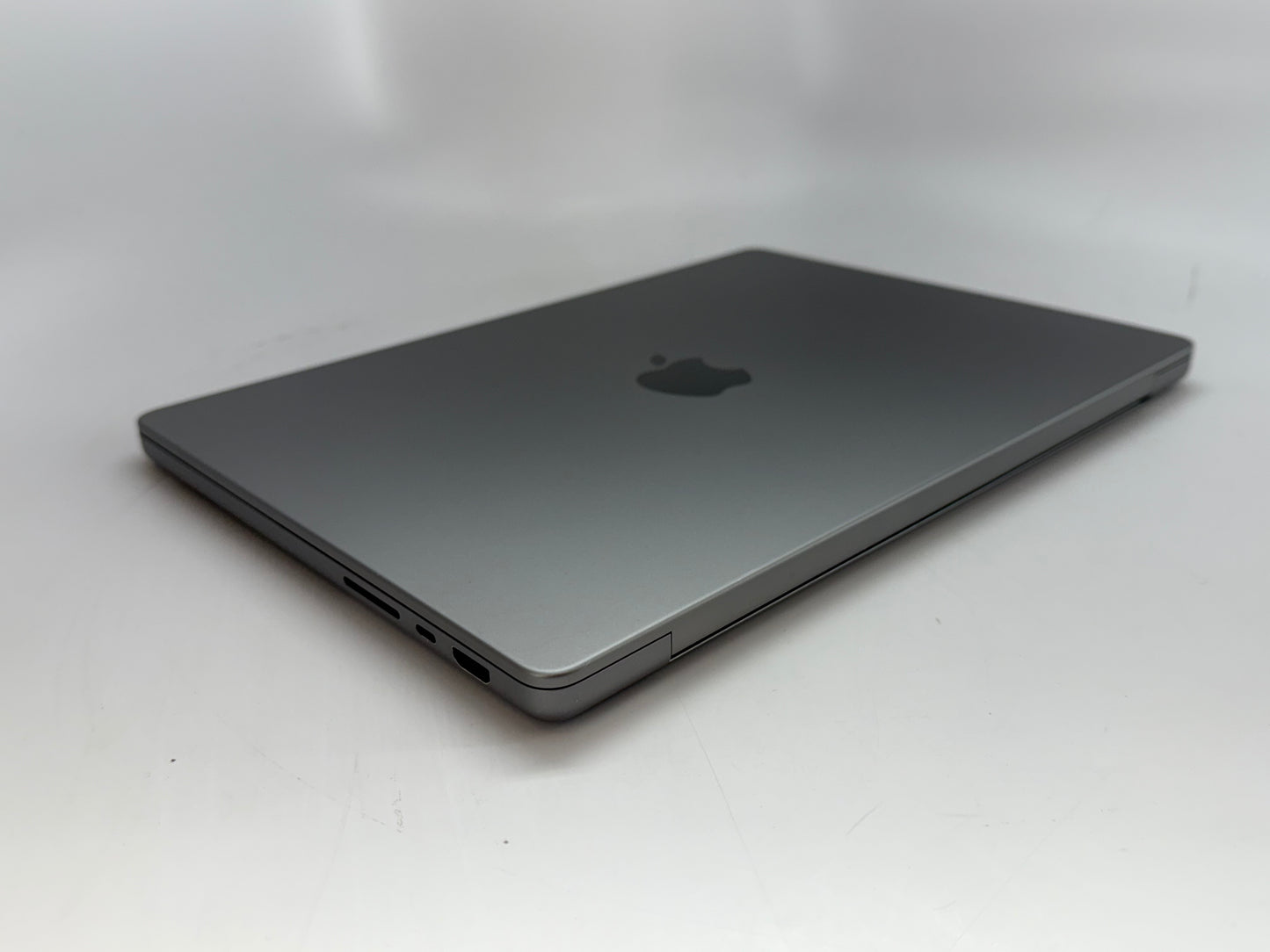 Apple 2021 MacBook Pro 14" M1 Max (32-Core GPU) 32GB RAM 2TB SSD - Good