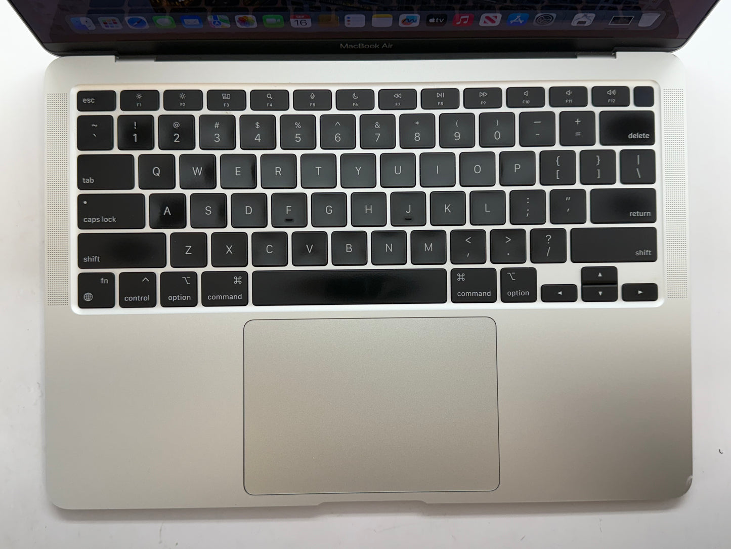Apple 2020 MacBook Air M1 3.2GHz (7-Core GPU) 8GB RAM 512GB SSD - Fair