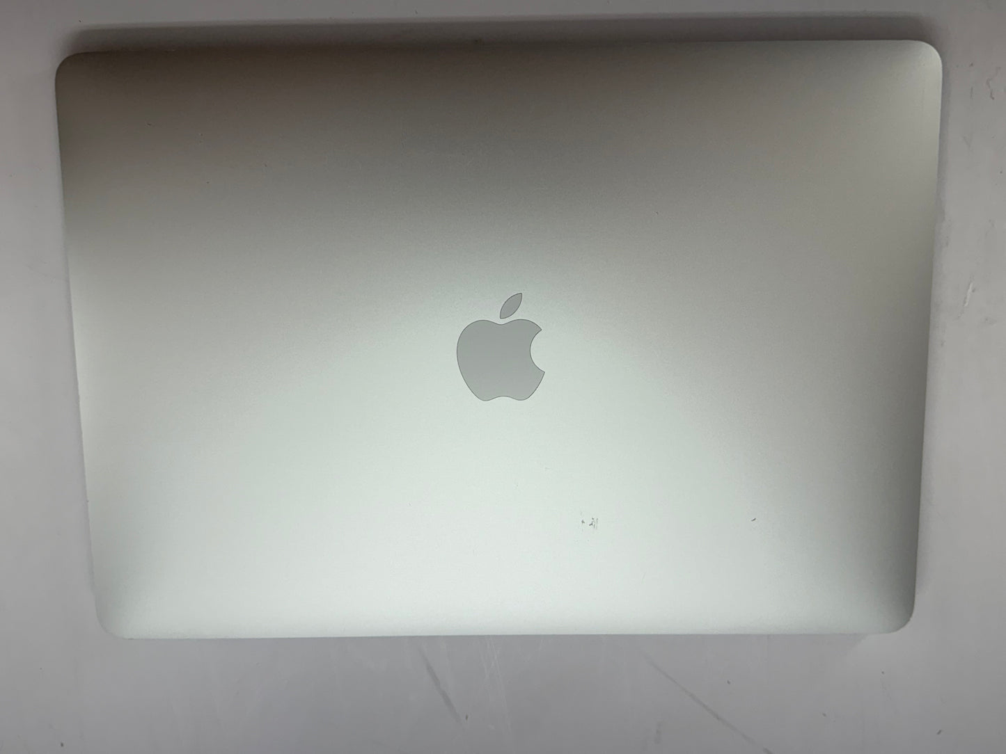 Apple 2020 MacBook Air M1 3.2GHz (7-Core GPU) 16G RAM 256GB SSD Silver Very good