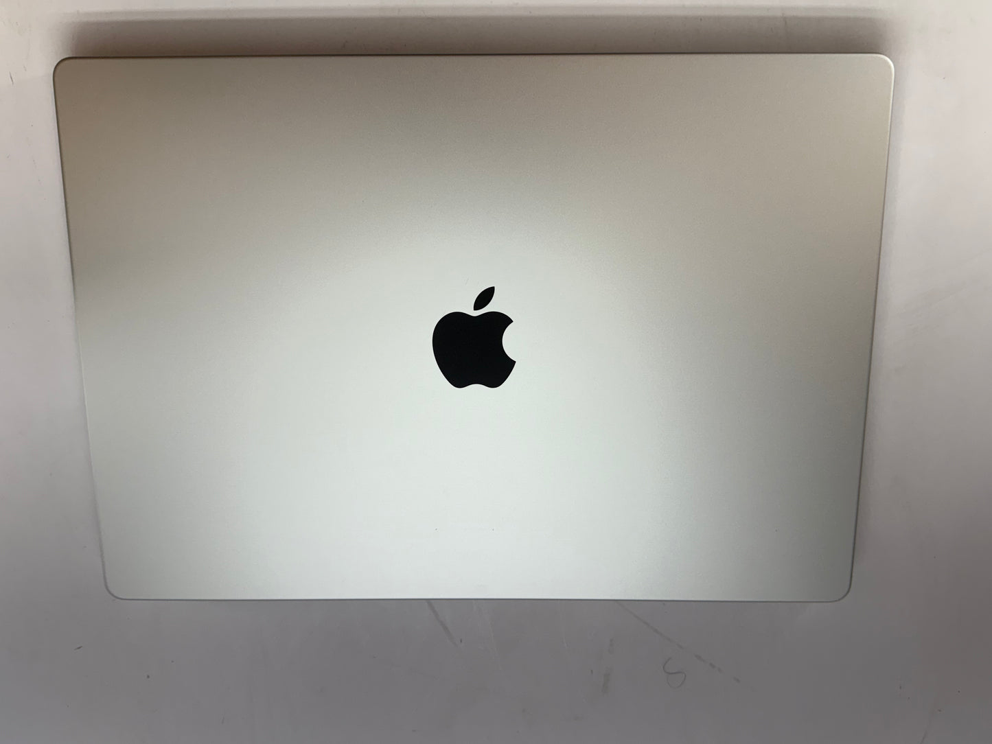 Apple 2021 MacBook Pro 16" M1 Pro (16-Core GPU) 32GB RAM 512GB SSD Very good