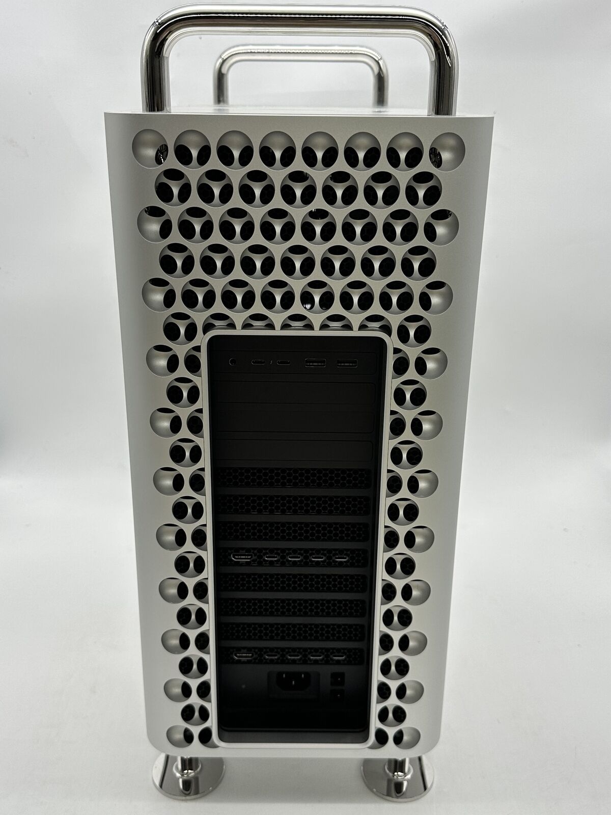 Apple 2019 Mac Pro 3.2GHz 16-Core Intel Xeon W 32GB RAM 4TB SSD 2X Vega II 32GB