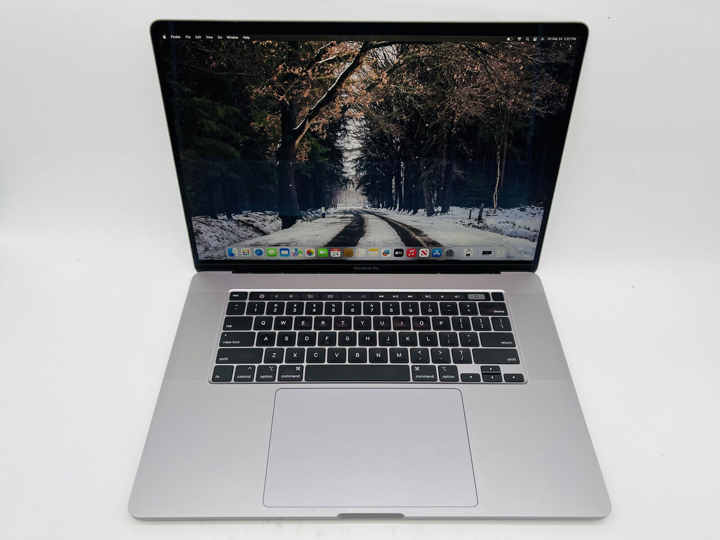 Apple 2019 MacBook Pro 16 in 2.4GHz i9 64GB RAM 1TB SSD RP5500M 8GB - Good