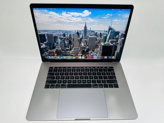 Apple 2018 15 in MacBook Pro TB 2.2GHz 6-Core i7 16GB RAM 256GB SSD RP555X 4GB