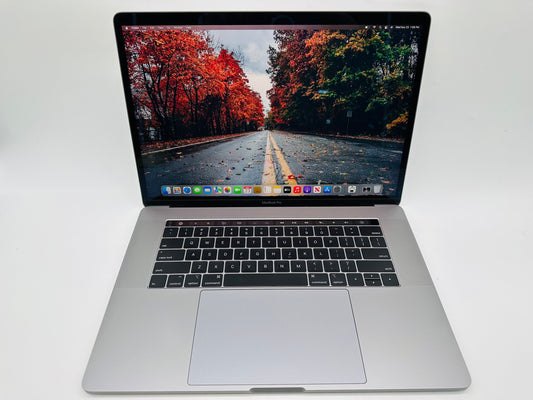 Apple 2018 15 in MacBook Pro TB 2.2GHz 6-Core i7 16GB RAM 256GB SSD RP555X 4GB