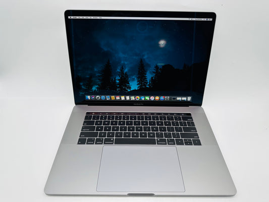 Apple 2018 15 in MacBook Pro TB 2.2GHz 6-Core i7 16GB RAM 256GB SSD RP555X 4GB