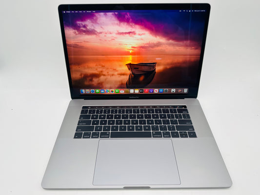 Apple 2017 15 in MacBook Pro TB 2.8GHz Quad-Core i7 16GB RAM 256GB SSD RP555 2GB