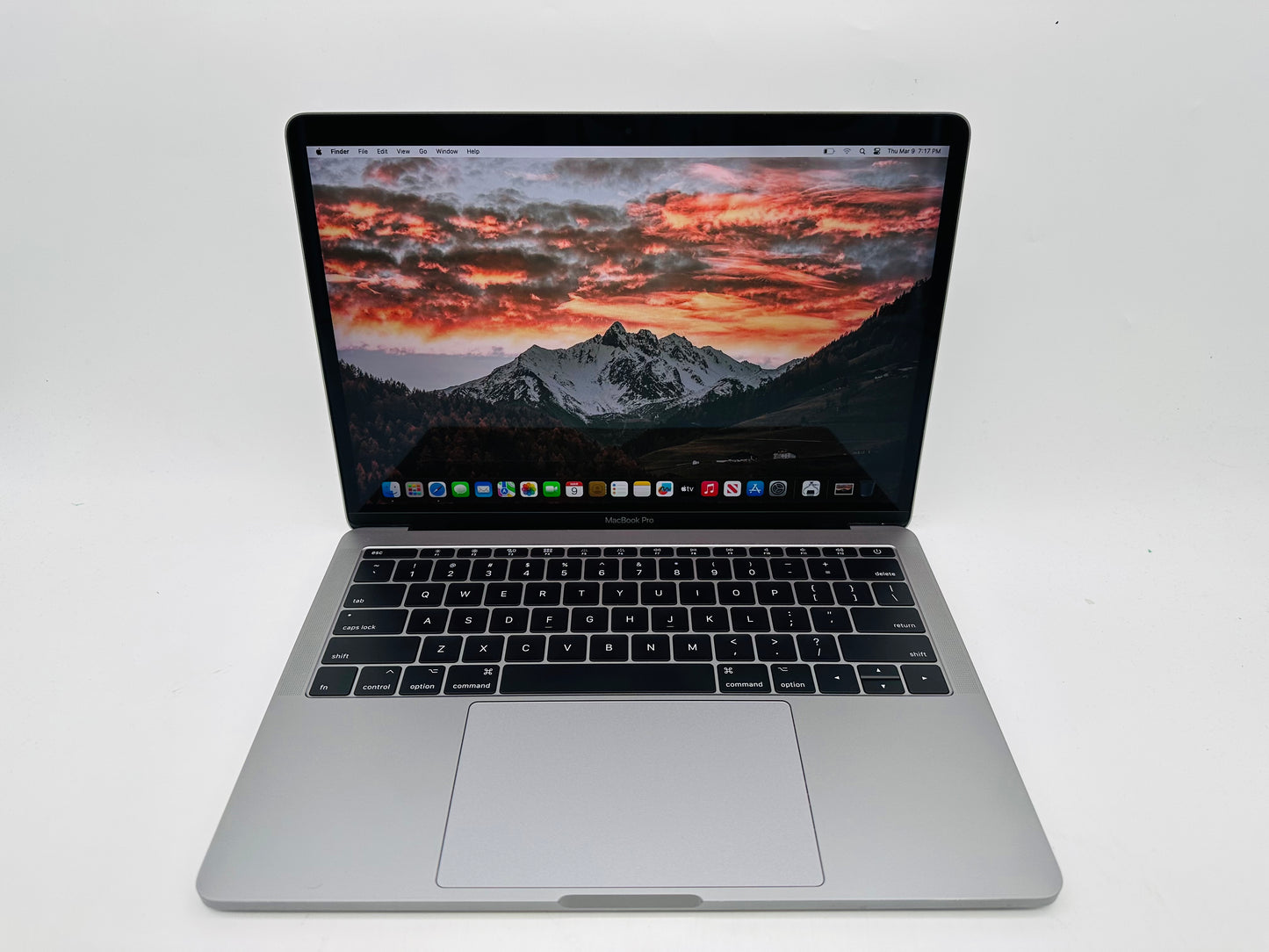 Apple 2017 MacBook Pro 13 in Retina 2.3GHz Dual-Core i5 16GB RAM 512GB SSD