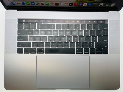 Apple 2018 15 in MacBook Pro TB 2.9GHz 6-Core i9 16GB RAM 1TB SSD RP560X 4GB