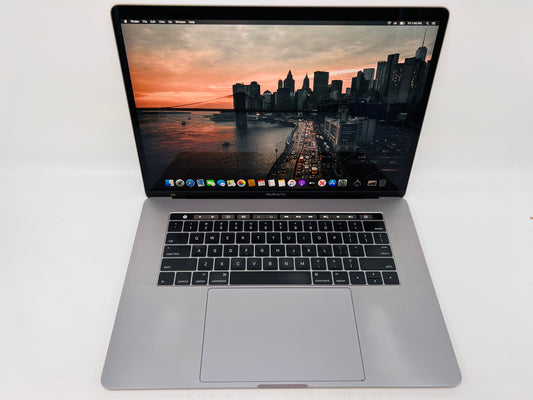 Apple 2016 15 in MacBook Pro TB 2.6GHz Quad-Core i7 16GB RAM 256GB SSD RP450 2GB