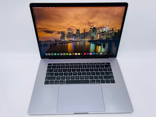 Apple 2018 15 in MacBook Pro TB 2.2GHz 6-Core i7 16GB RAM 256GB SSD RP555X 4GB