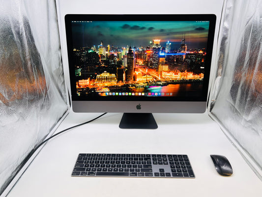 Apple 2017 iMac Pro 27 in 3.0GHz 10-Core Xeon W 128GB RAM 1TB SSD Vega 64 16GB